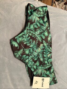 Fused One-Shoulder Bikini Top in Green Leaf Print - XL